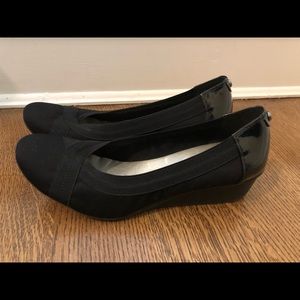 Anne Klein AK sports shoes